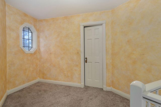 4967 S Buckingham Lane, Springfield, MO 65810