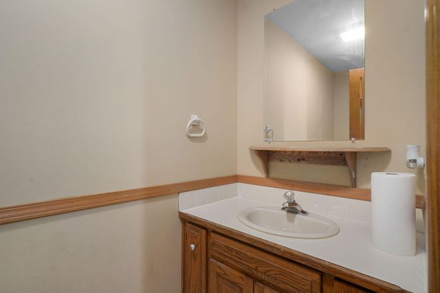 4967 S Buckingham Lane, Springfield, MO 65810