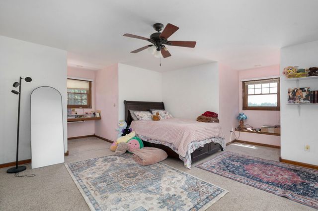 4967 S Buckingham Lane, Springfield, MO 65810