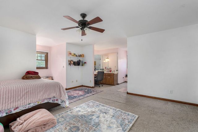 4967 S Buckingham Lane, Springfield, MO 65810