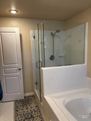 352 W Greensboro Ct, Boise, ID 83706