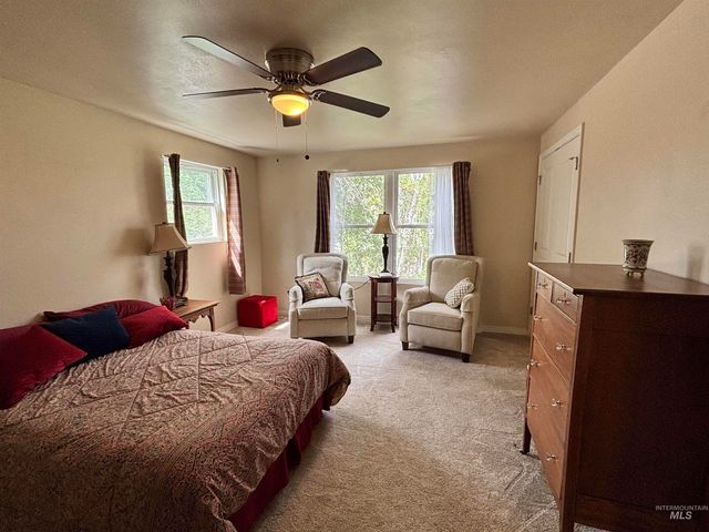 352 W Greensboro Ct, Boise, ID 83706