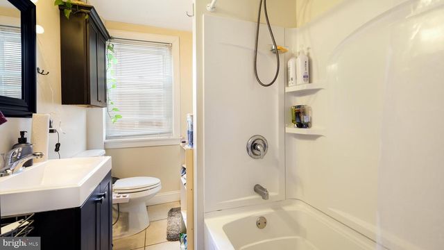 372 RIPKA ST, Philadelphia, PA 19128