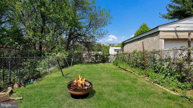 372 RIPKA ST, Philadelphia, PA 19128