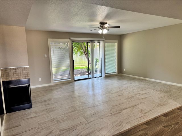 14777 Wunderlich Drive 103, Houston, TX 77069