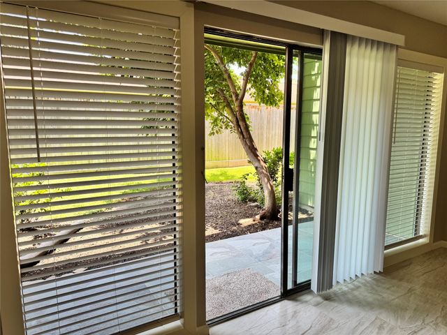 14777 Wunderlich Drive 103, Houston, TX 77069
