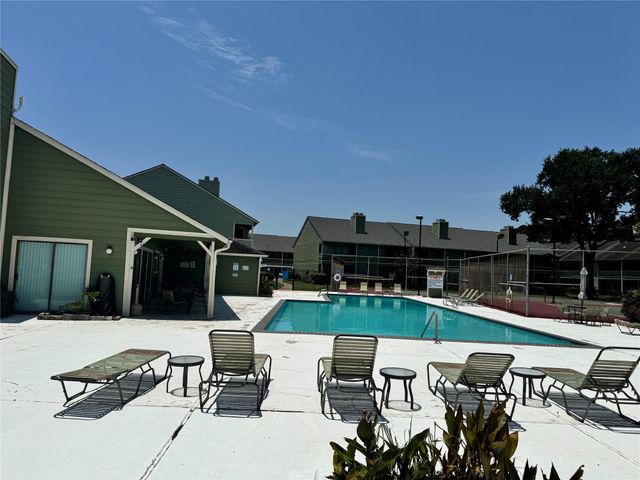 14777 Wunderlich Drive 103, Houston, TX 77069