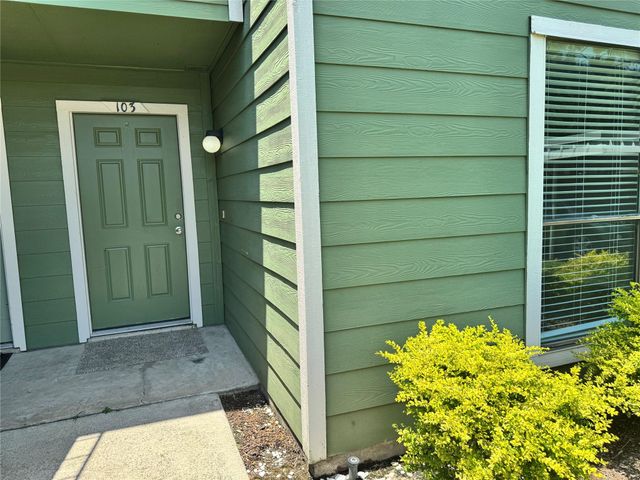 14777 Wunderlich Drive 103, Houston, TX 77069