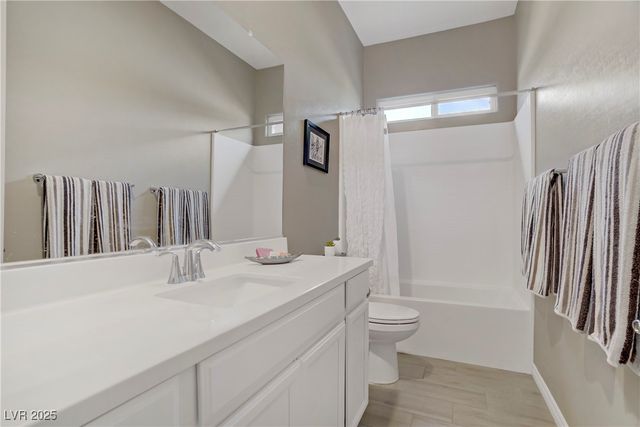 8 Reflection Cove Drive, Henderson, NV 89011