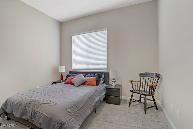 8 Reflection Cove Drive, Henderson, NV 89011