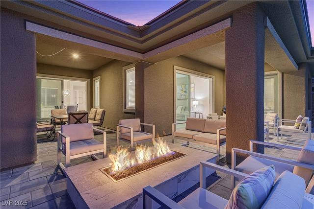 8 Reflection Cove Drive, Henderson, NV 89011