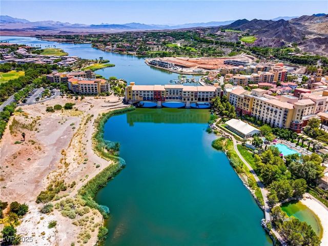 8 Reflection Cove Drive, Henderson, NV 89011