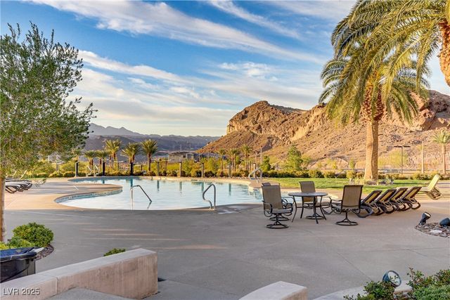 8 Reflection Cove Drive, Henderson, NV 89011