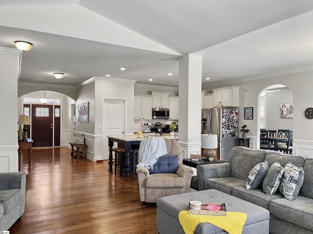 313 Sedgebrook Drive, Simpsonville, SC 29681