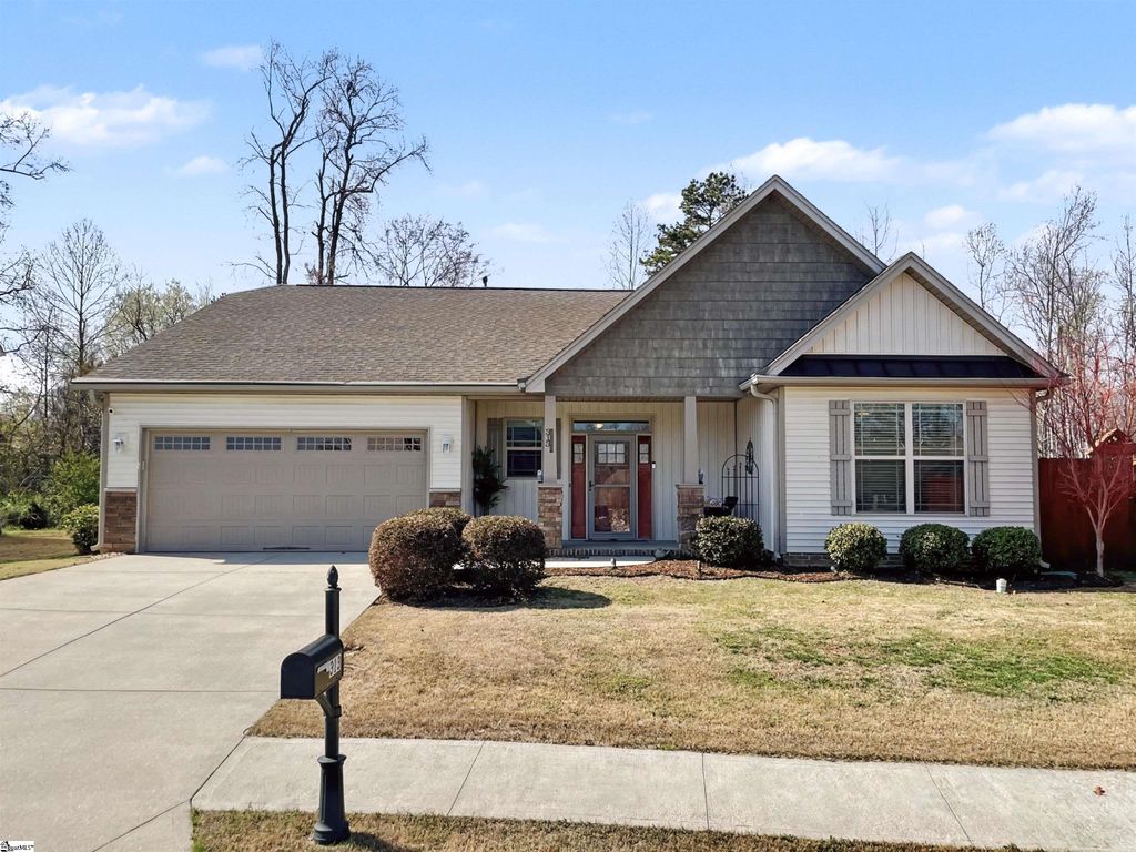313 Sedgebrook Drive, Simpsonville, SC 29681
