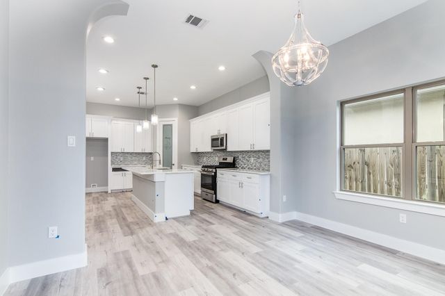 234 Hampton Glen Rd, Montgomery, TX 77356