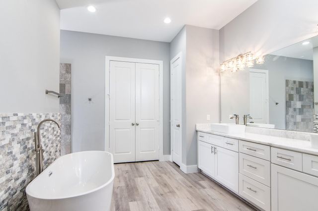 234 Hampton Glen Rd, Montgomery, TX 77356
