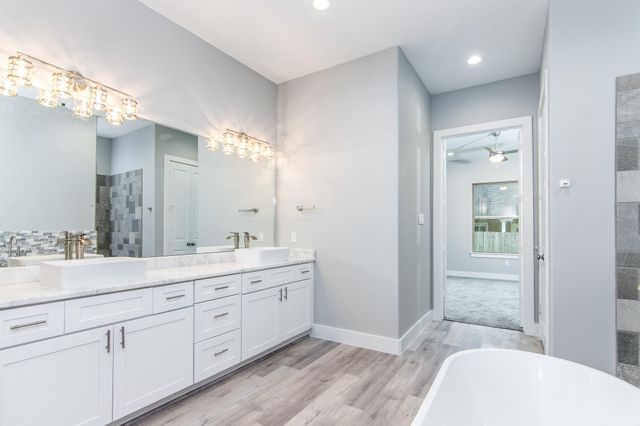 234 Hampton Glen Rd, Montgomery, TX 77356