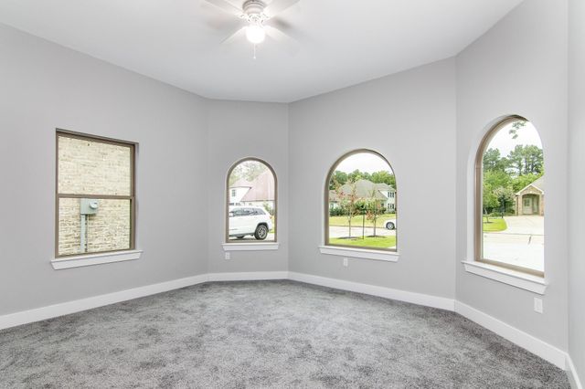 234 Hampton Glen Rd, Montgomery, TX 77356