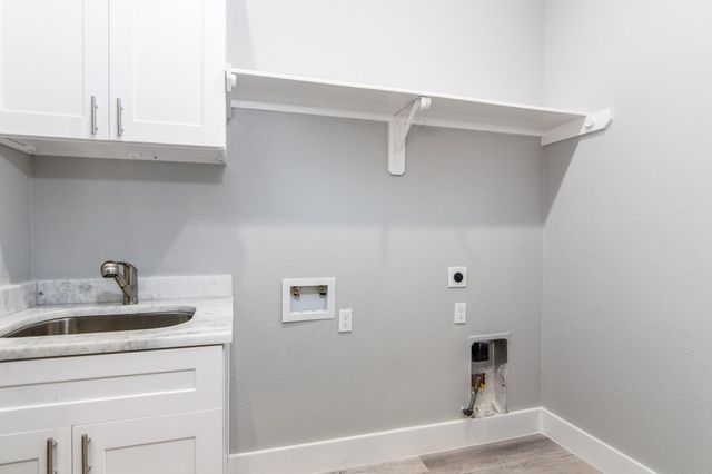 234 Hampton Glen Rd, Montgomery, TX 77356