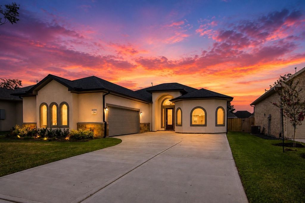 234 Hampton Glen Rd, Montgomery, TX 77356