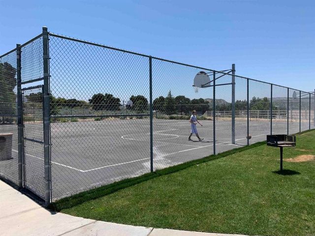 32383 Evening Primrose Trl, Campo, CA 91906