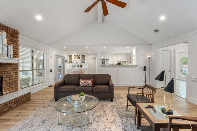 1709 Crested Butte DR, Austin, TX 78746