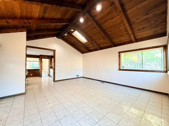 3814 W Sherwin Avenue, Lincolnwood, IL 60712