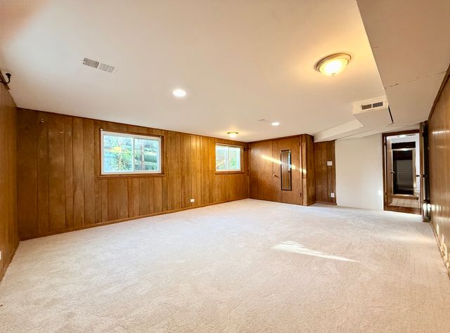 3814 W Sherwin Avenue, Lincolnwood, IL 60712