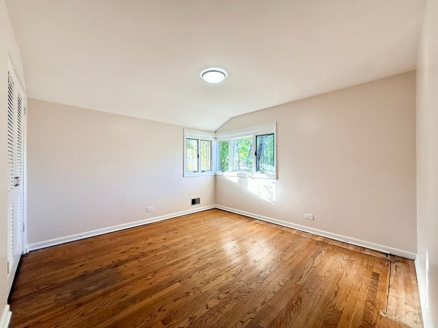 3814 W Sherwin Avenue, Lincolnwood, IL 60712
