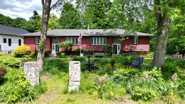 5-7 Parkview Avenue, Queensbury, NY 12804