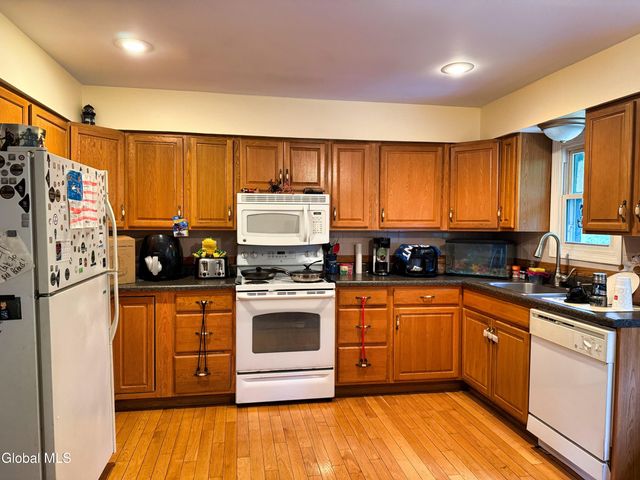 5-7 Parkview Avenue, Queensbury, NY 12804