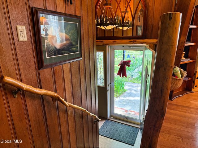 5-7 Parkview Avenue, Queensbury, NY 12804