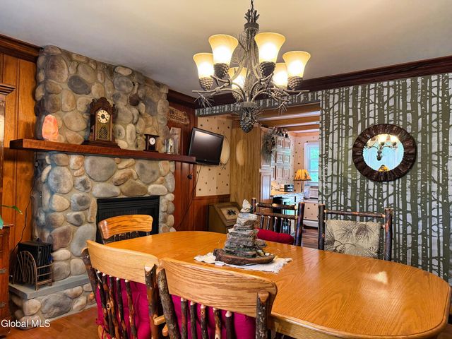5-7 Parkview Avenue, Queensbury, NY 12804
