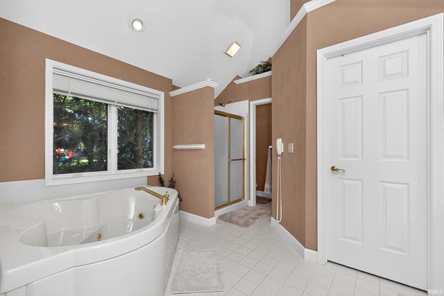 53395 Pheasant Ridge Drive, Bristol, IN 46507