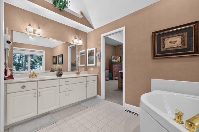 53395 Pheasant Ridge Drive, Bristol, IN 46507
