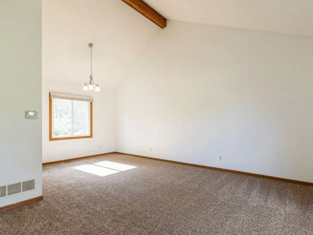 664 Regent Drive, Crystal Lake, IL 60014