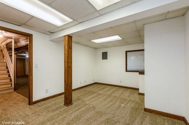 664 Regent Drive, Crystal Lake, IL 60014