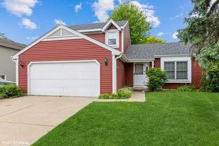 664 Regent Drive, Crystal Lake, IL 60014