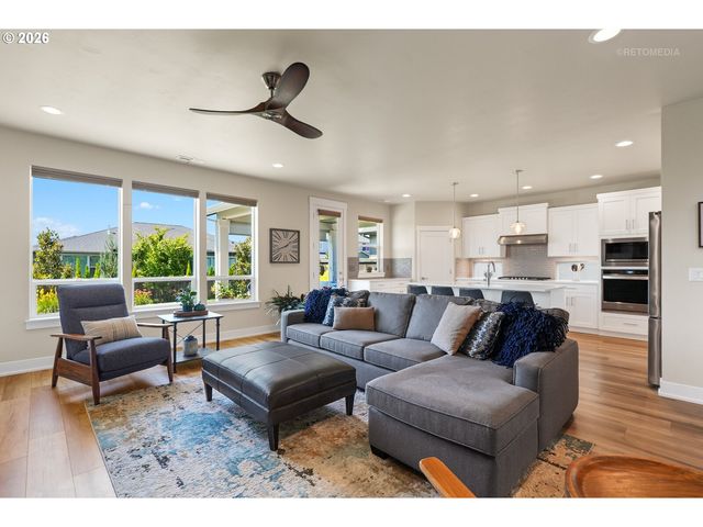 4463 Se 62ND Ave, Hillsboro, OR 97123