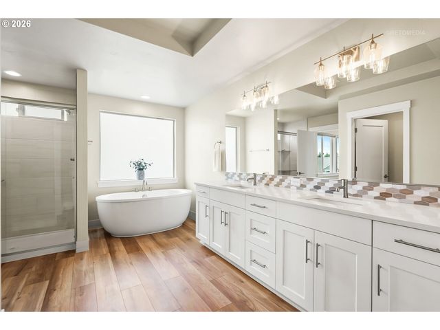 4463 Se 62ND Ave, Hillsboro, OR 97123