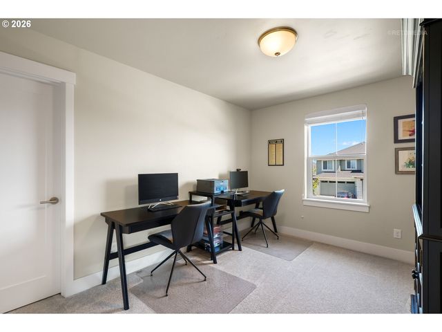 4463 Se 62ND Ave, Hillsboro, OR 97123