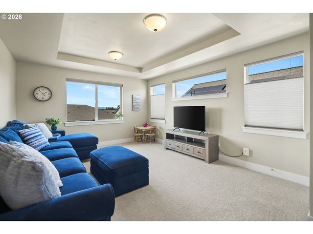 4463 Se 62ND Ave, Hillsboro, OR 97123