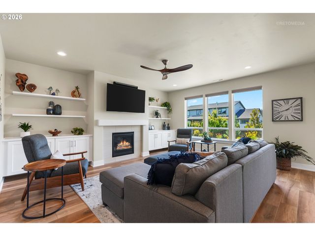 4463 Se 62ND Ave, Hillsboro, OR 97123