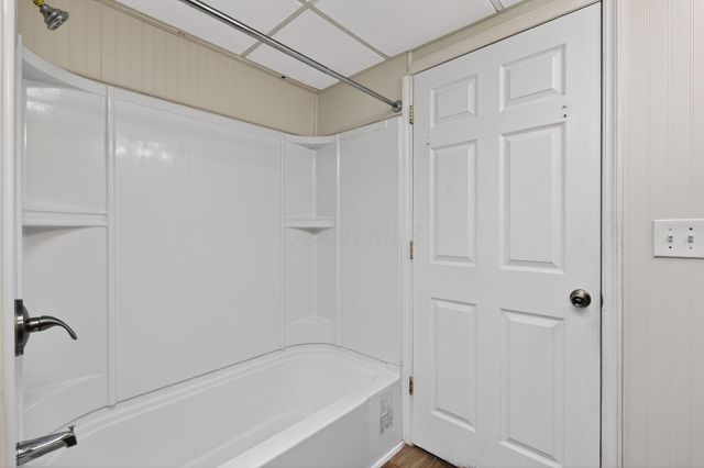 381 Pasadena Avenue, Columbus, OH 43228