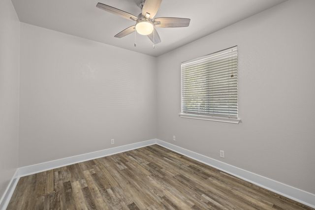 105 Lakemont DR, Hutto, TX 78634