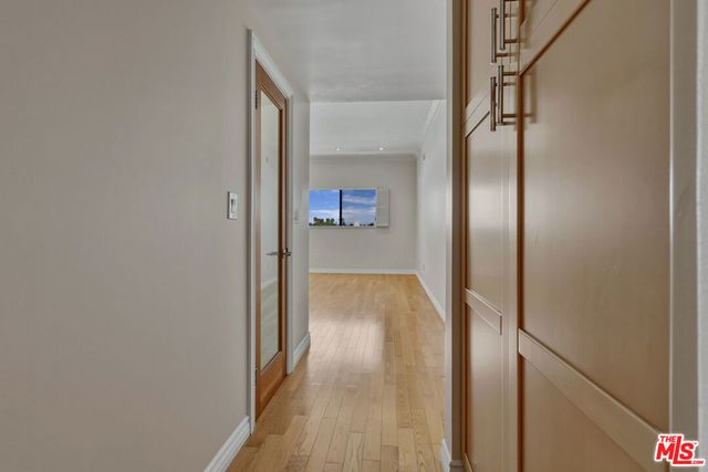 4443 Ventura Canyon Avenue 304, Sherman Oaks, CA 91423