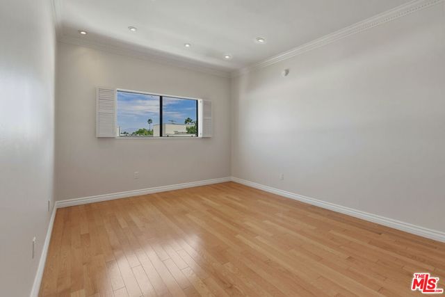 4443 Ventura Canyon Avenue 304, Sherman Oaks, CA 91423