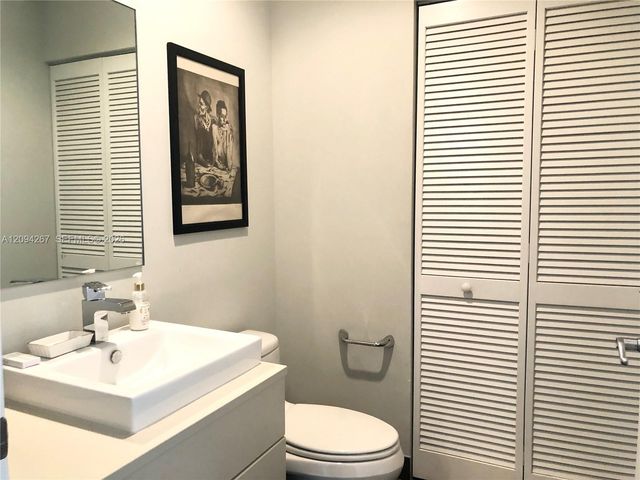 2100 Park Avenue 310, Miami Beach, FL 33139