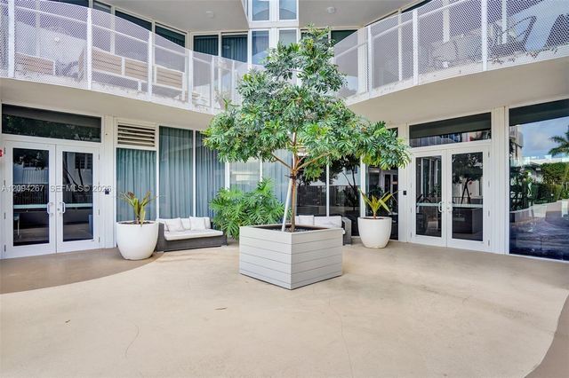 2100 Park Avenue 310, Miami Beach, FL 33139